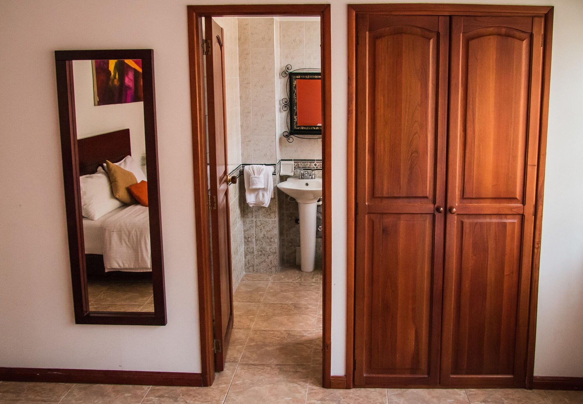 Hotel 721 Pereira Kültér fotó